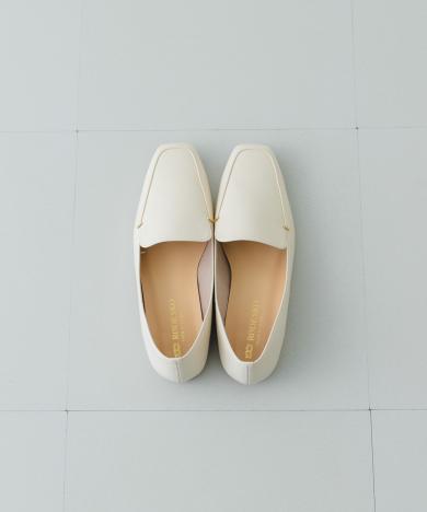 『MADE IN JAPAN』スクエアトゥプチメタルローファー