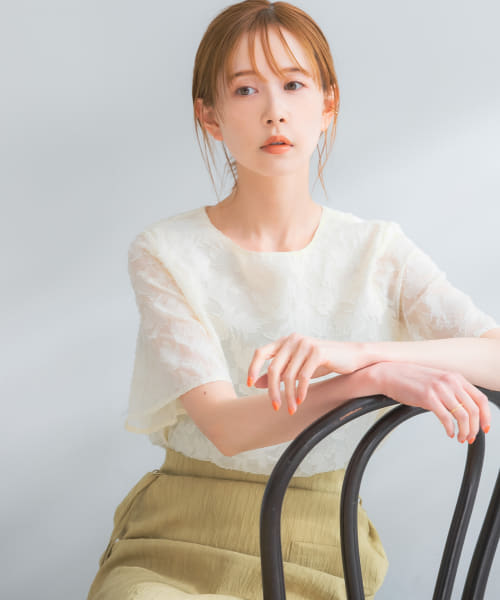 『WEB限定』フラワーカットジャガードブラウス
