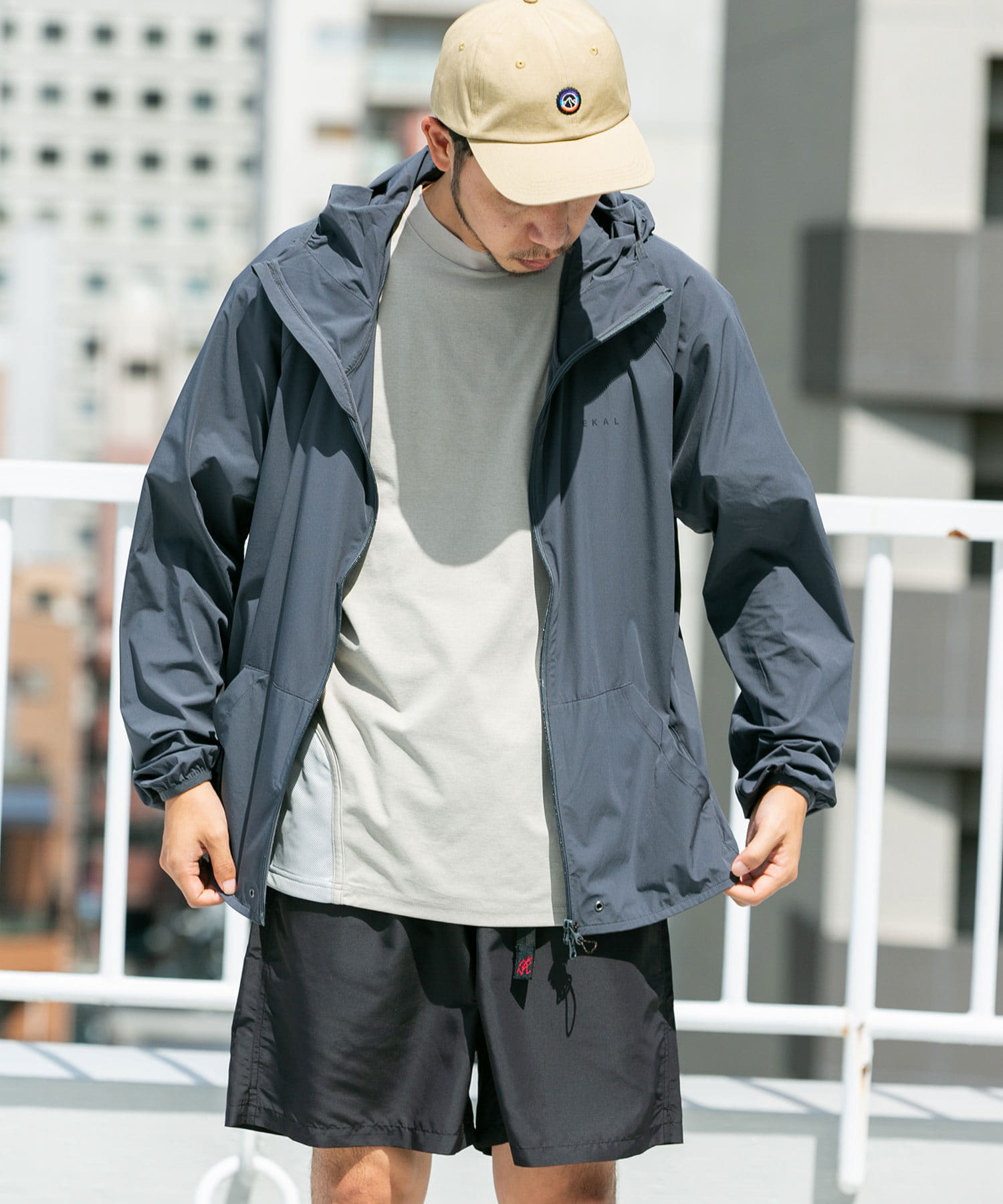 UR TECH MoLight』『UVカット』『撥水』ウィンディラッシュフーディー ...