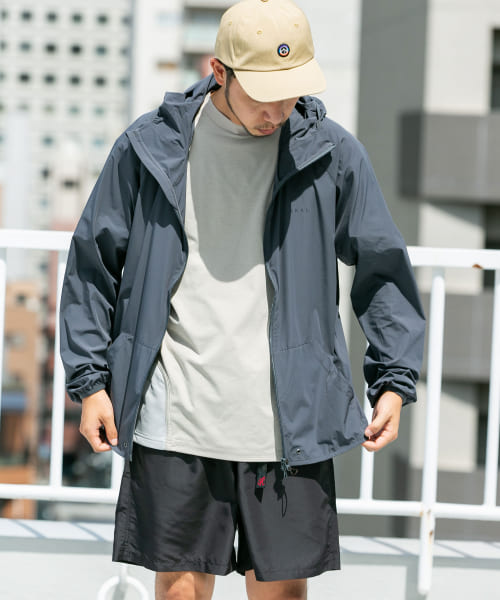 『UR TECH MoLight』『UVカット』『撥水』ウィンディラッシュフーディー