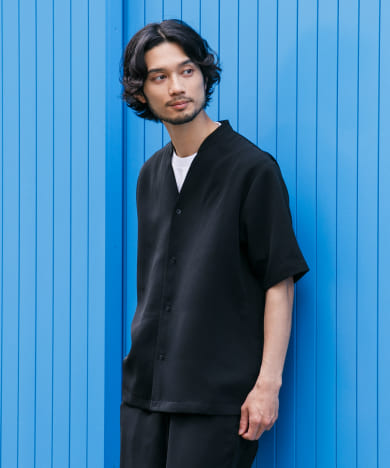 ダブルクロス ストレッチVネックシャツ
