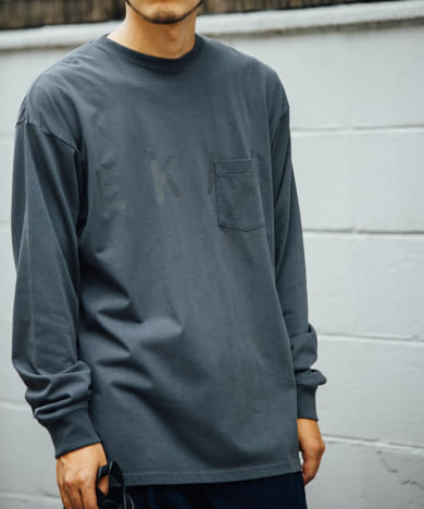 ロゴポケットロングスリーブTシャツ