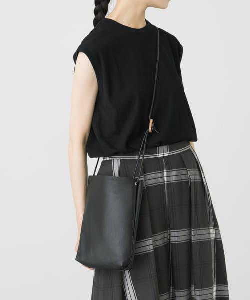ATELIER 4.5　GOAT LEATHER SACOCHE