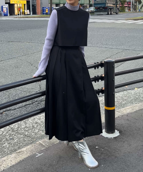 『再入荷』BACKオープンセパレートワンピース