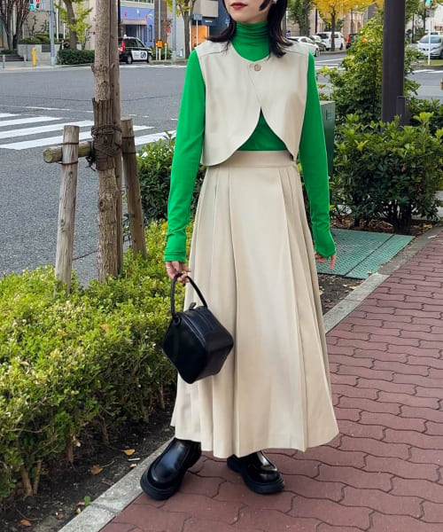 『再入荷』BACKオープンセパレートワンピース