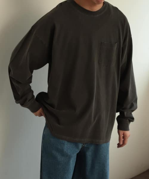 フェードルーズポケットロングスリーブTシャツ