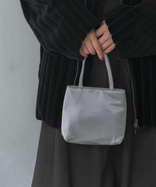 Hai　Little Silk Bag