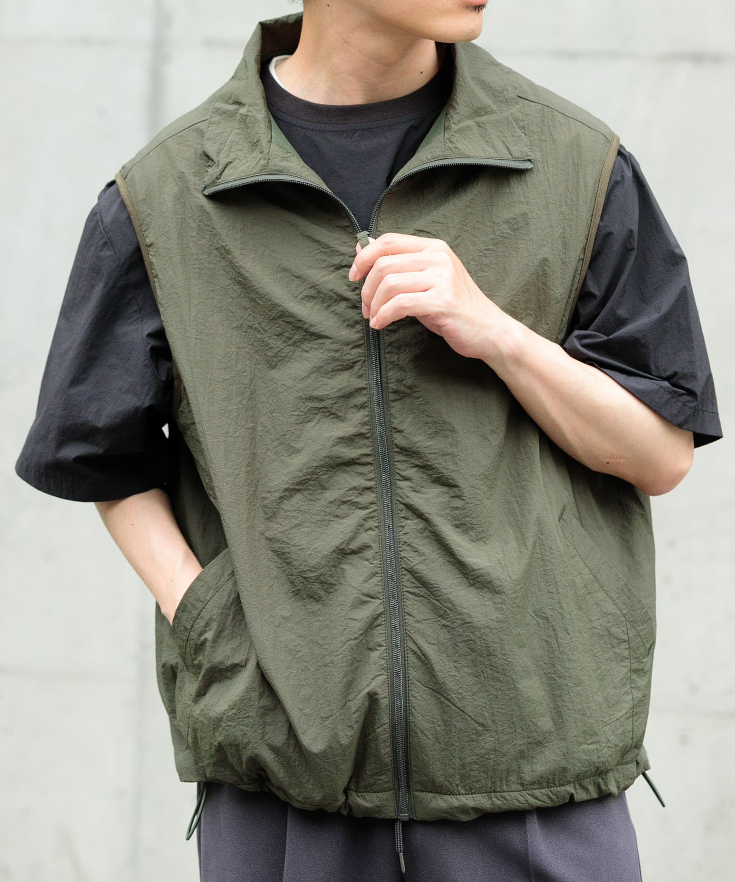 メッシュライニング Zip Upナイロンベスト[IT44-17C026]｜URBAN
