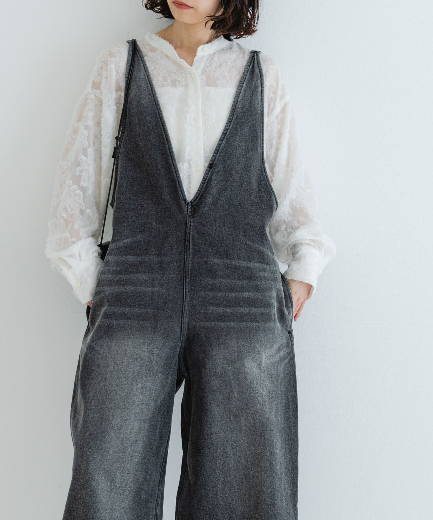 Vネックデニムサロペット[UR46-26C003]｜URBAN RESEARCH公式ファッション通販