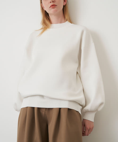 ELENDEEK　FORM SLEEVE OVER KNIT