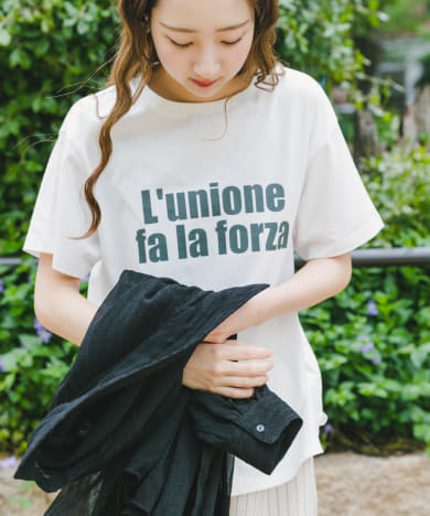 ロゴハンソデTシャツ
