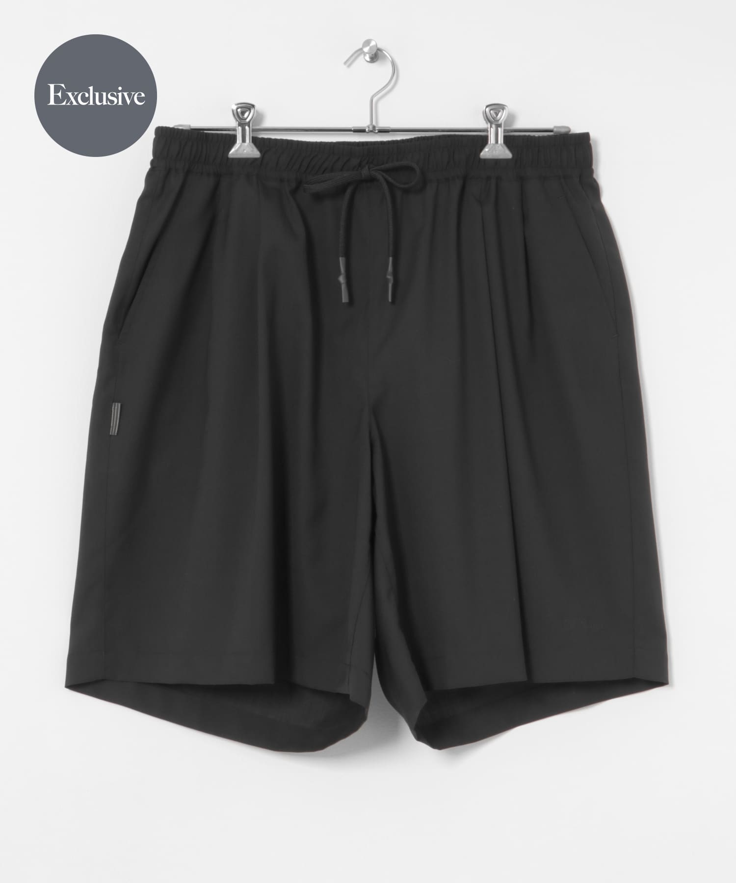 【きれいめファッション51選】上品さと清潔感をキープし 別注』SFC×URBS BAGGY RESEARCH SHORTS[BSMA5-SFCP02UR]｜URBAN パンツ