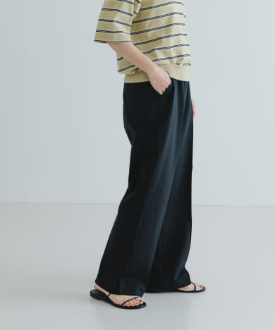 new basic　センターシームカットパンツ