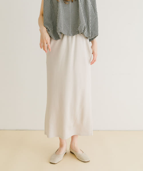 ポンチストレートスカート