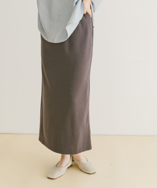 ポンチストレートスカート