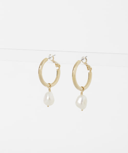 STACEY　淡水バロックパールチャンキーピアス