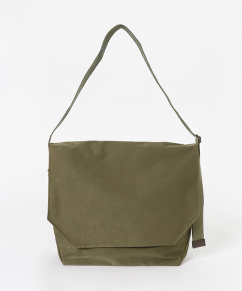 Hender Scheme　flap shoulder big