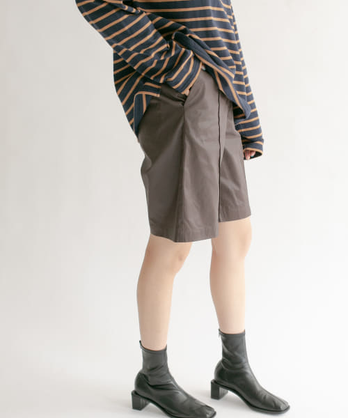 ハイウエストコーティングショートパンツ