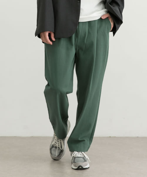 URBAN RESEARCH iD　カラーチノパンツ