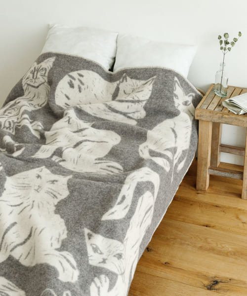 LAPUAN KANKURIT　KISSANPAIVAT blanket