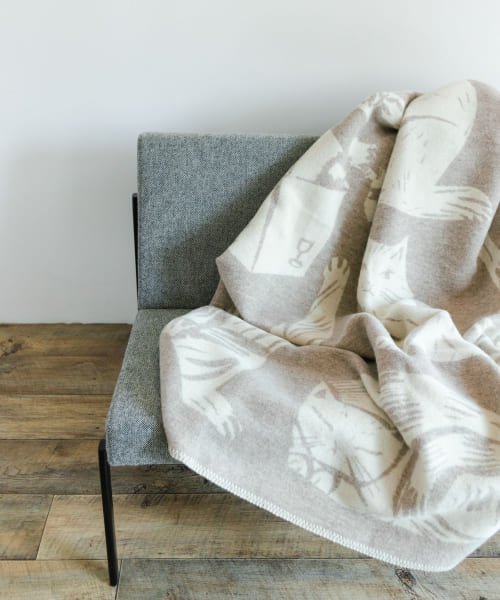 LAPUAN KANKURIT　KISSANPAIVAT blanket