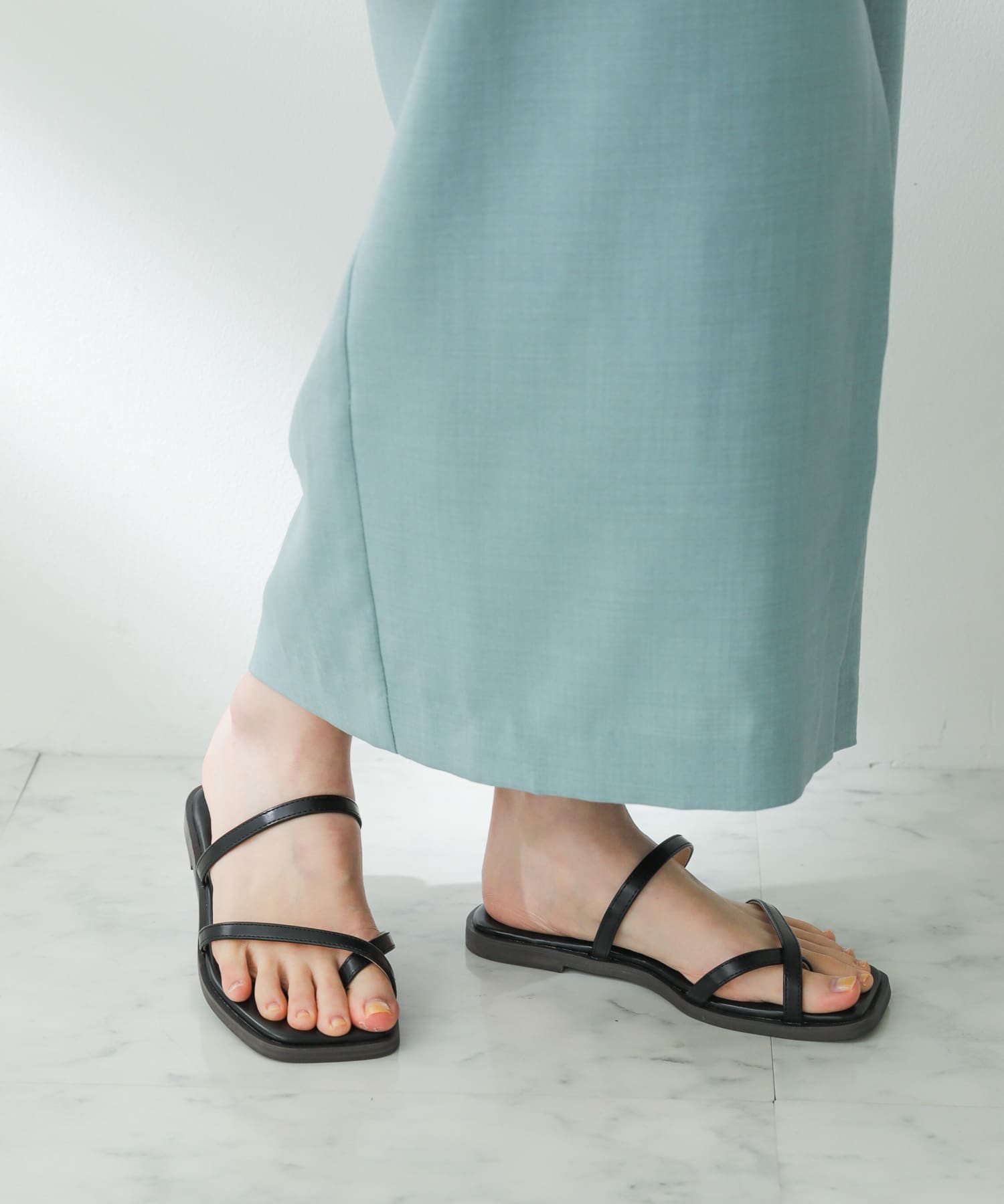 新品・36-37】Sebastian Milanoスクエアトゥレザーサンダル
