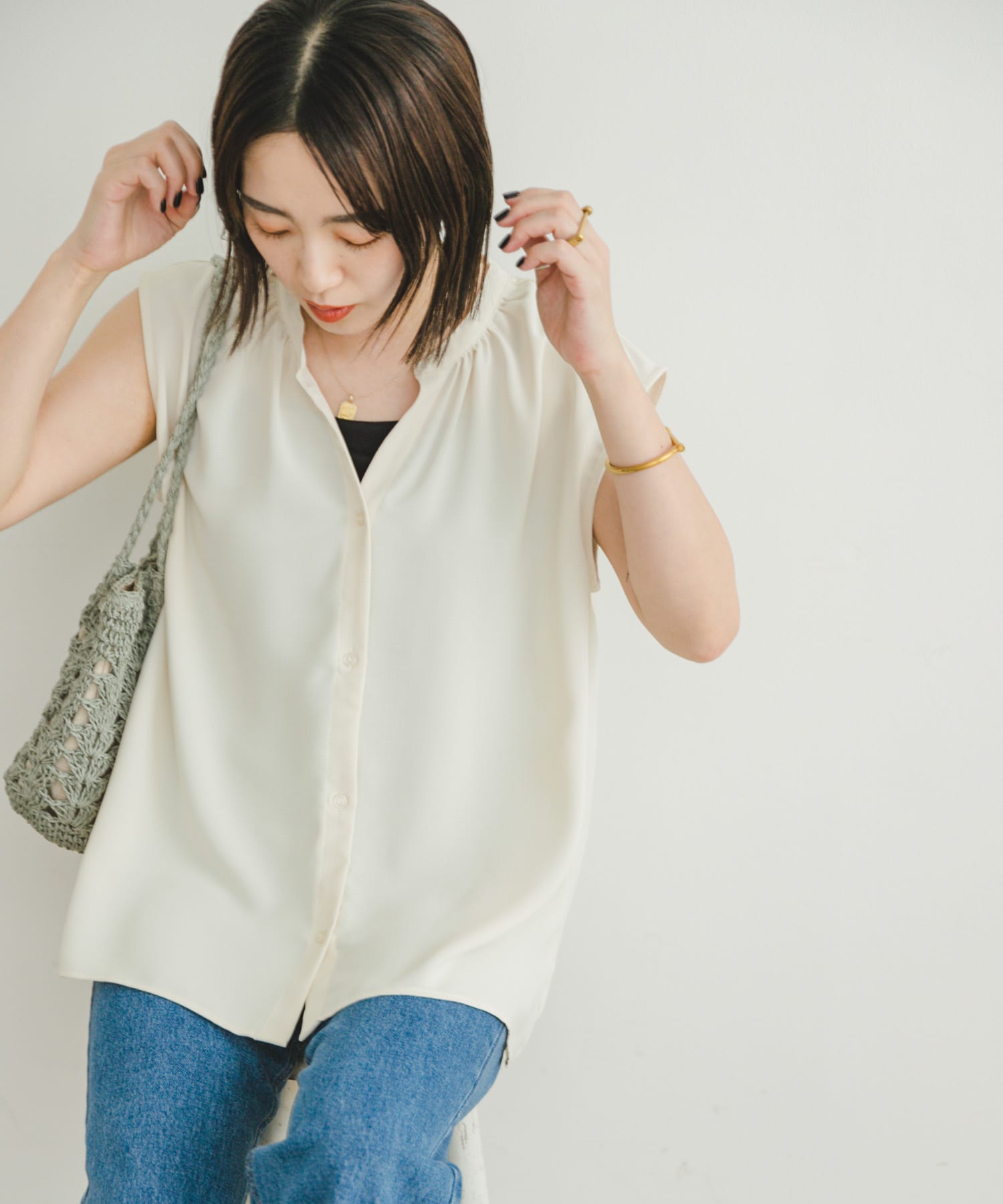 ドライタッチフレンチスリーブシャツ[IT35-23B008]｜URBAN RESEARCH