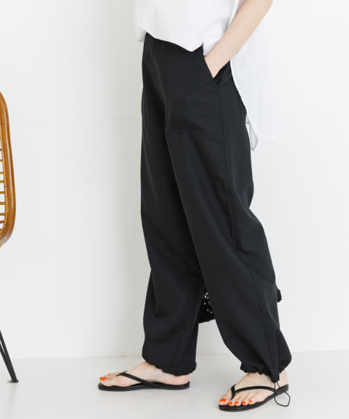 『井桁弘恵さん着用』『UR TECH Smart Linen Touch』 ベイカーパンツ