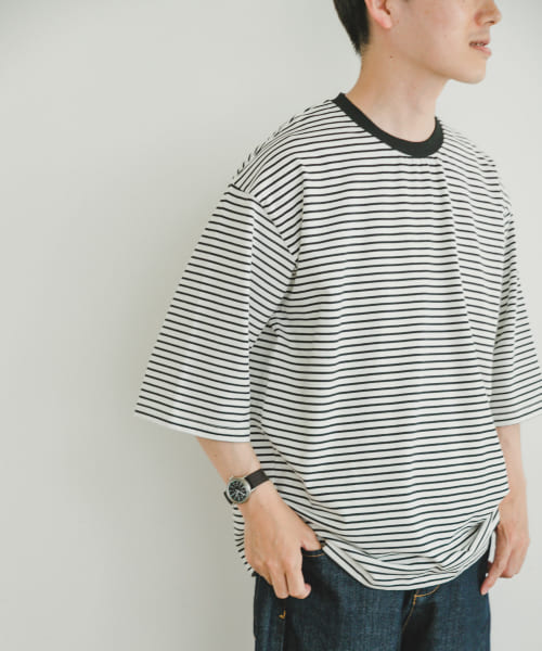 クルーネックハンソデTシャツ