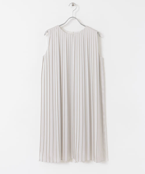 ARCH&LINE　SLEEVELESS PLEATS DRESS