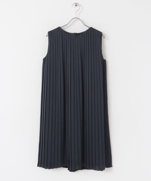 ARCH&LINE　SLEEVELESS PLEATS DRESS