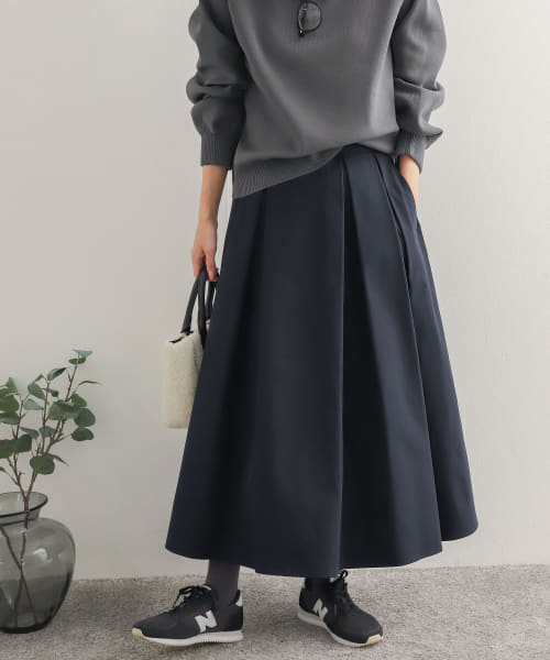 『UR TECH POLIsh POLI』タックスカート