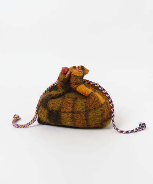 77circa　circa reversible pouch