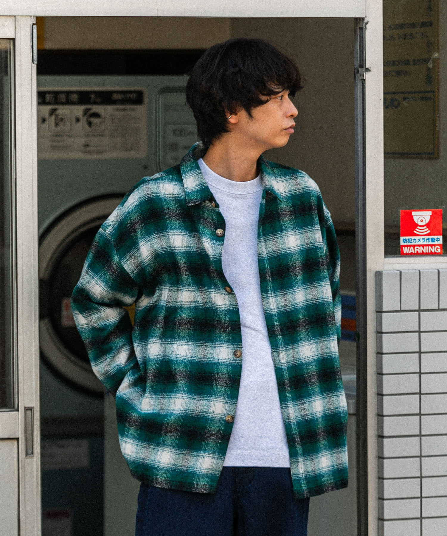 バーゲンで オンブレチェックルーズシャツ[AA37-13B108]｜URBAN RESEARCH トップス