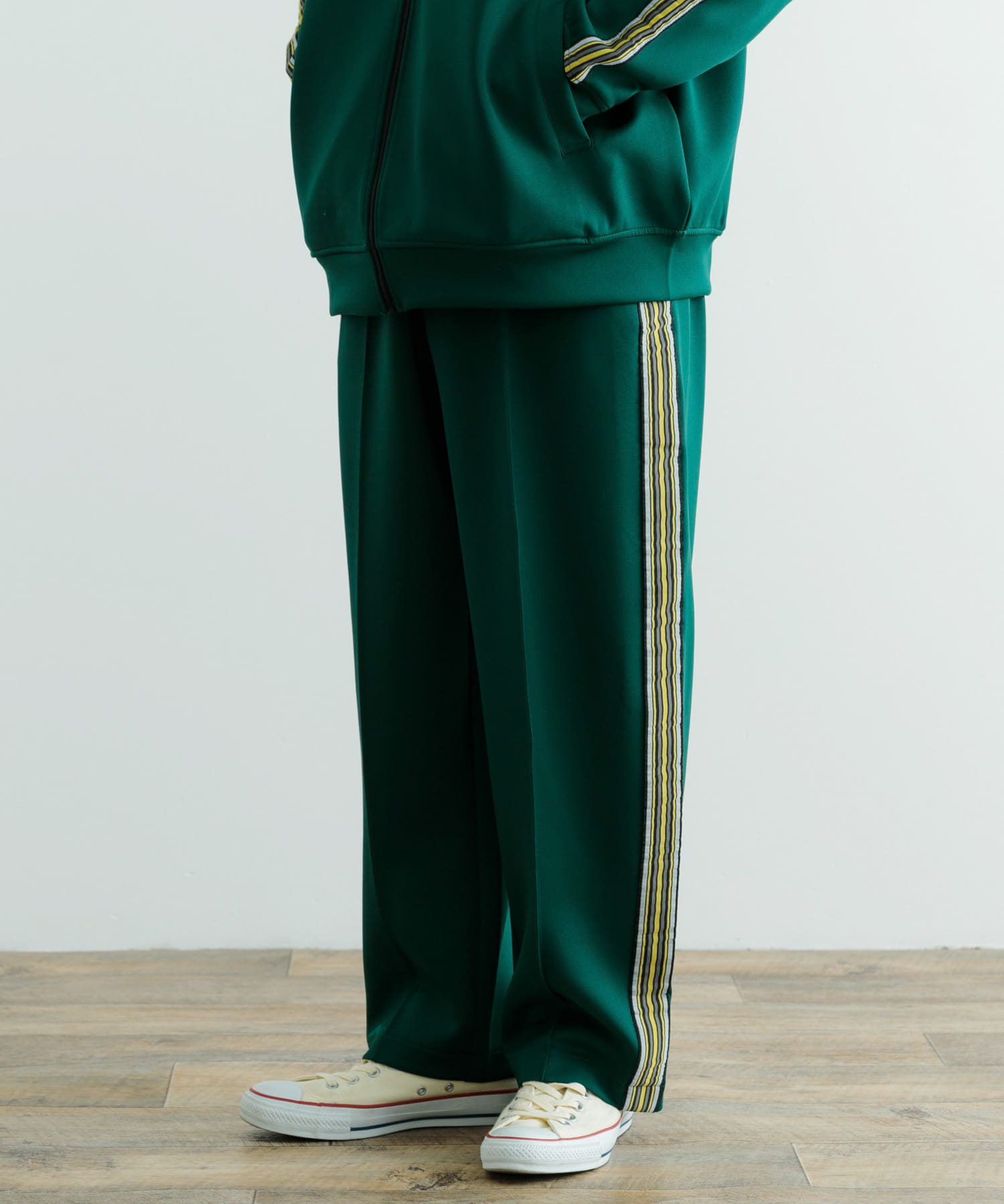 ddp Line Track Wide Pants[IT44-14C004]｜URBAN RESEARCH公式ファッション通販