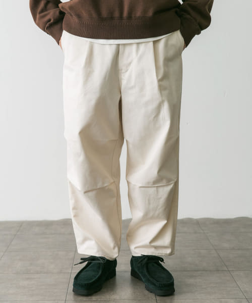 STILL BY HAND　Selvedge knee tuck pants