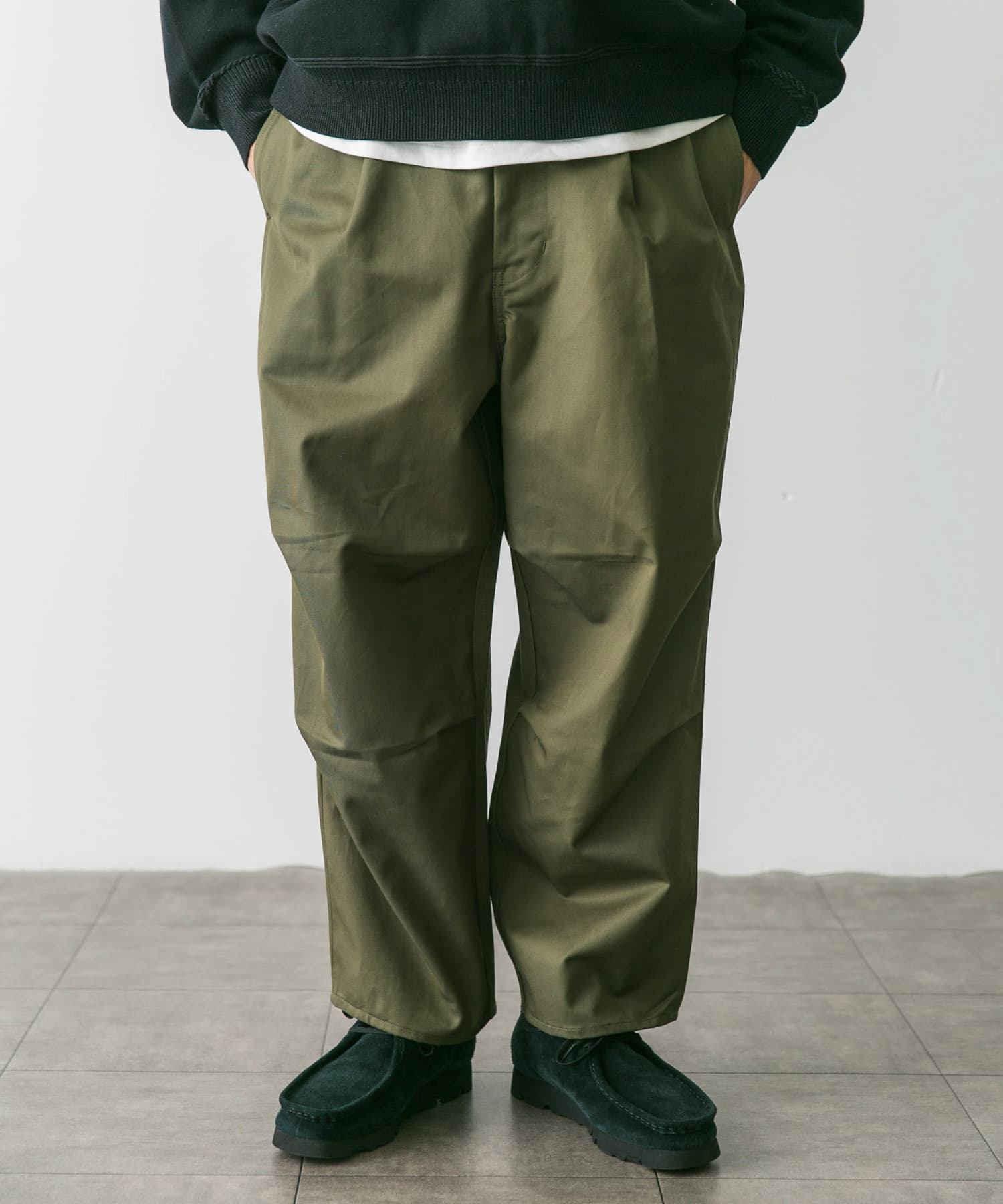 STILL BY HAND Selvedge knee tuck pants[DM44-PT01241]｜URBAN  RESEARCH公式ファッション通販