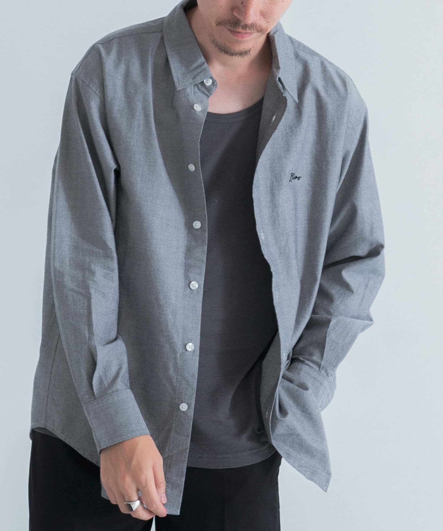 ワンポイント刺繍OXレギュラーカラーシャツ[IT46-13A001]｜URBAN