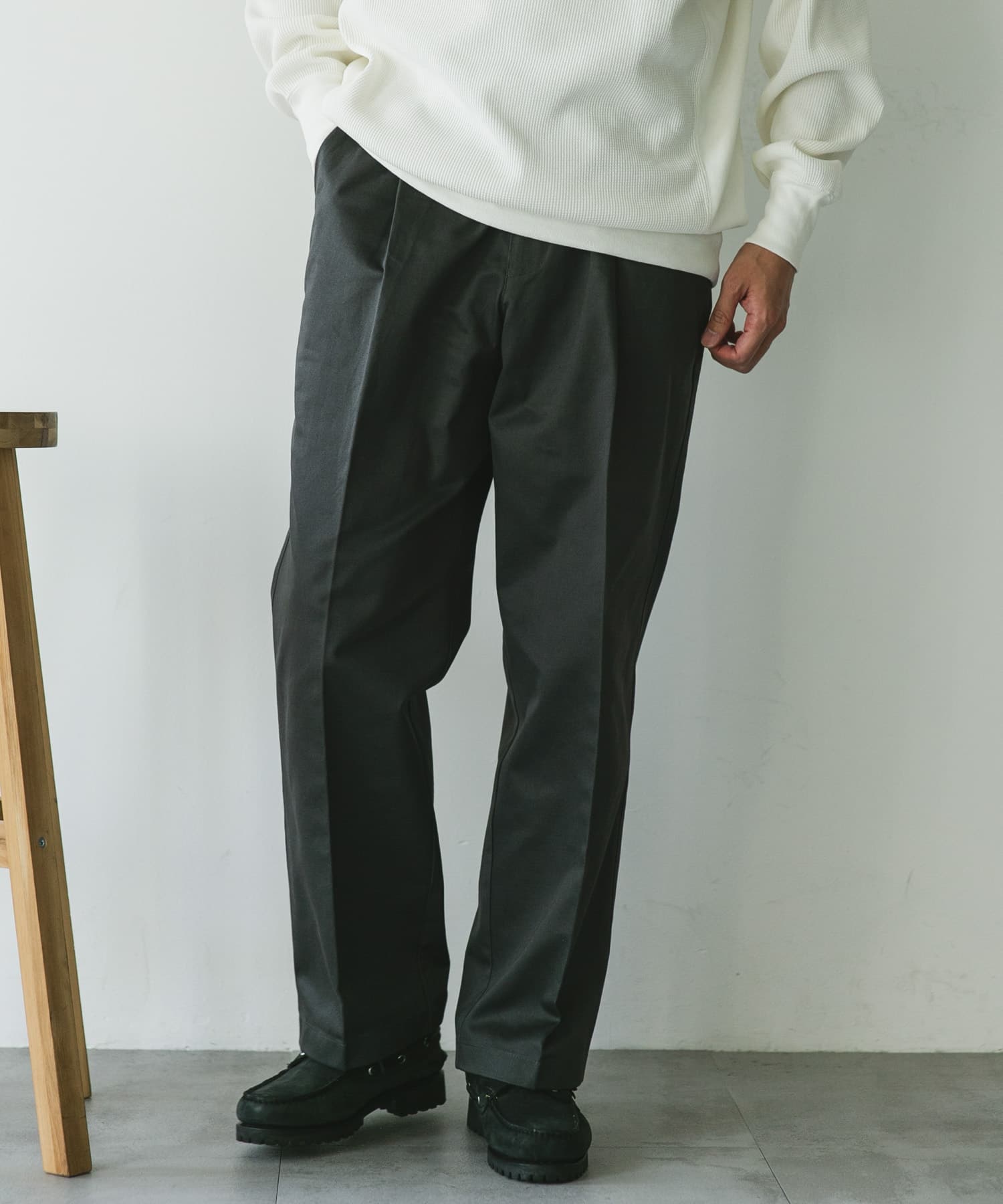 ベェイウォッチャーワンタックパンツ