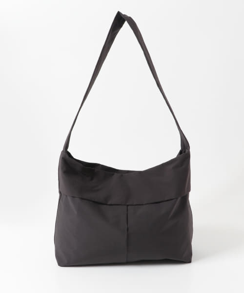 STILL BY HAND　Crossbody bag