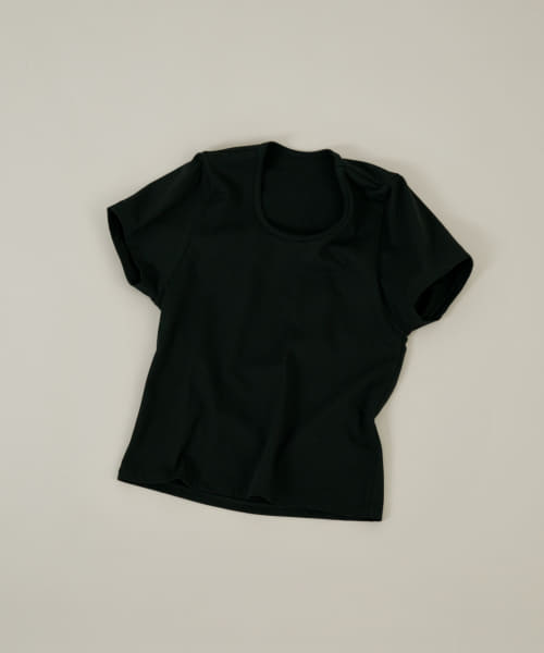crew neck tee