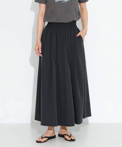 Breeze Fit タックフレアスカート