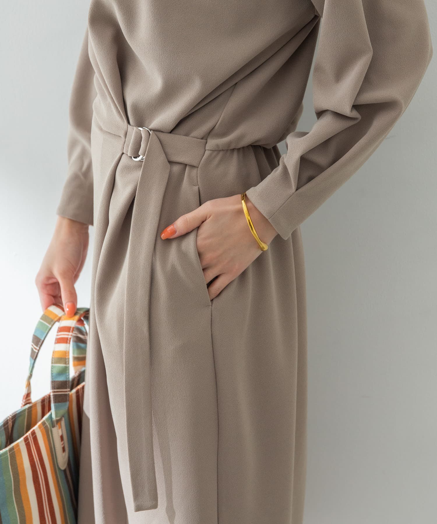 ベルトデザインワンピース Ur24 26n003 Urban Research公式ファッション通販