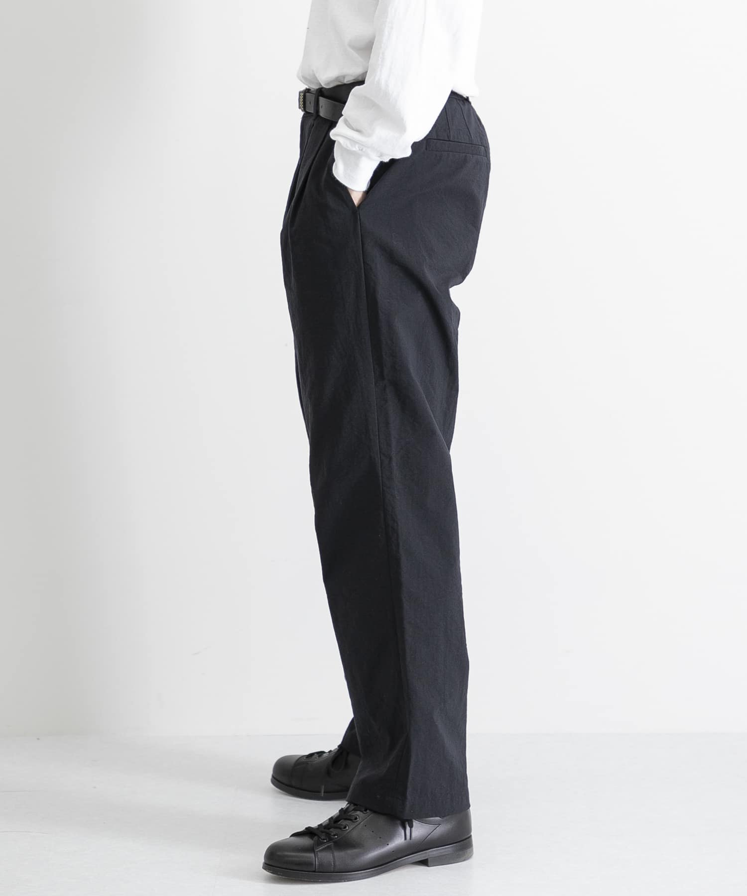 97%OFF!】 SUMARI Nylon 2tucks Wide Tapered Slacks abamedyc.com