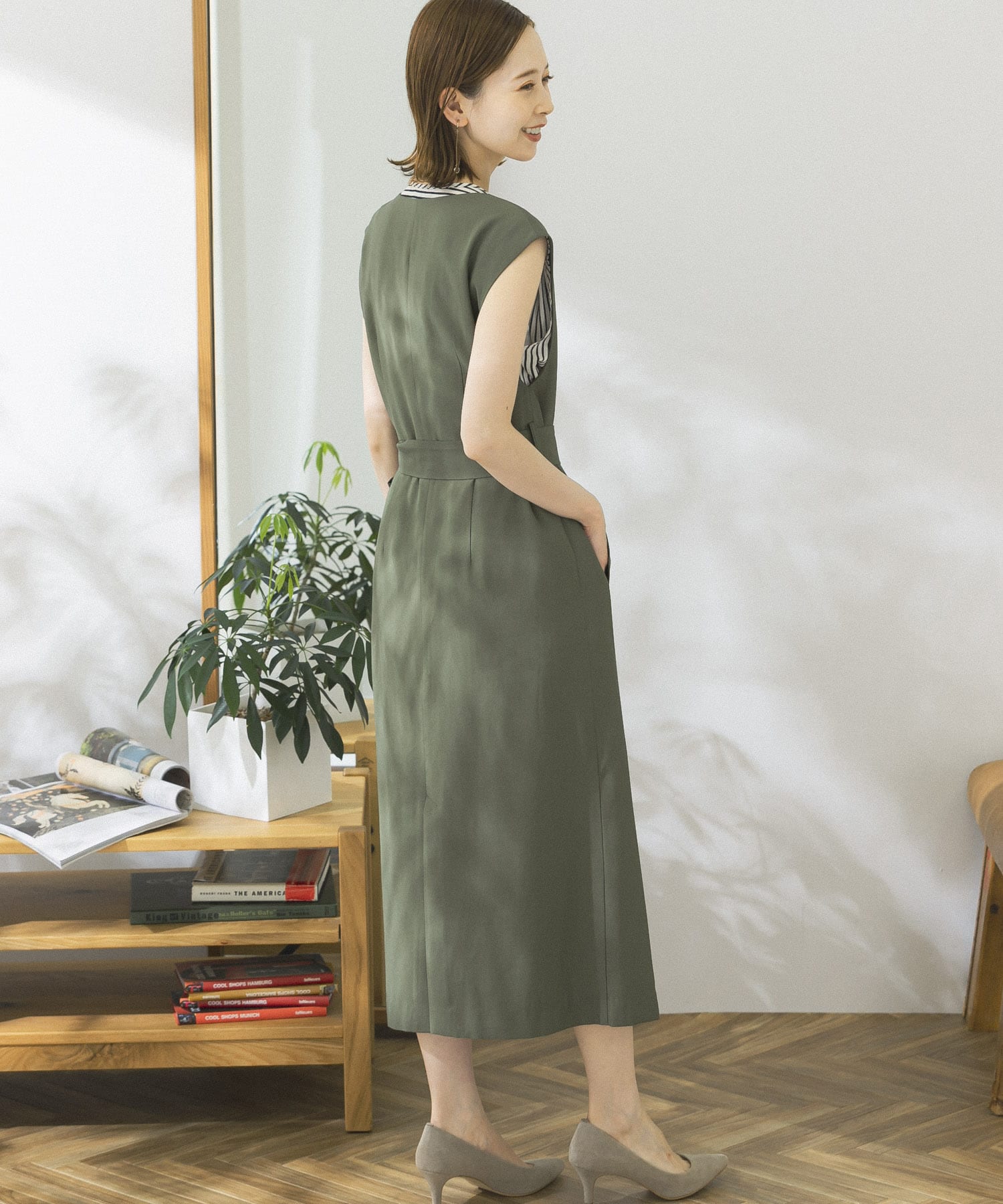 2WAY Vネックストレートワンピース[RA25-26C513]｜URBAN RESEARCH公式ファッション通販