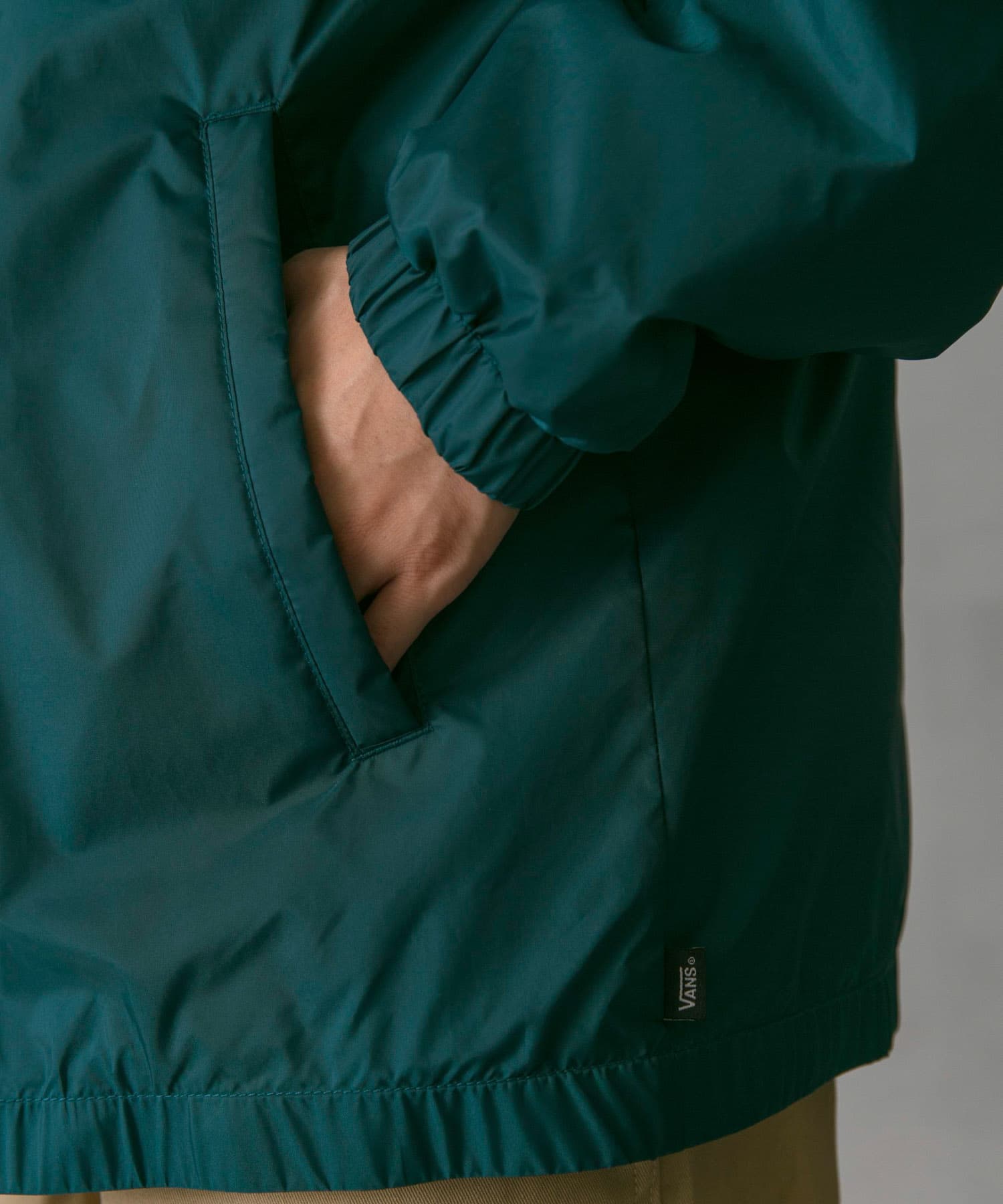 VANS Exclusive WINDBREAKER JACKET[VN0A7S8W-DM27]｜URBAN RESEARCH