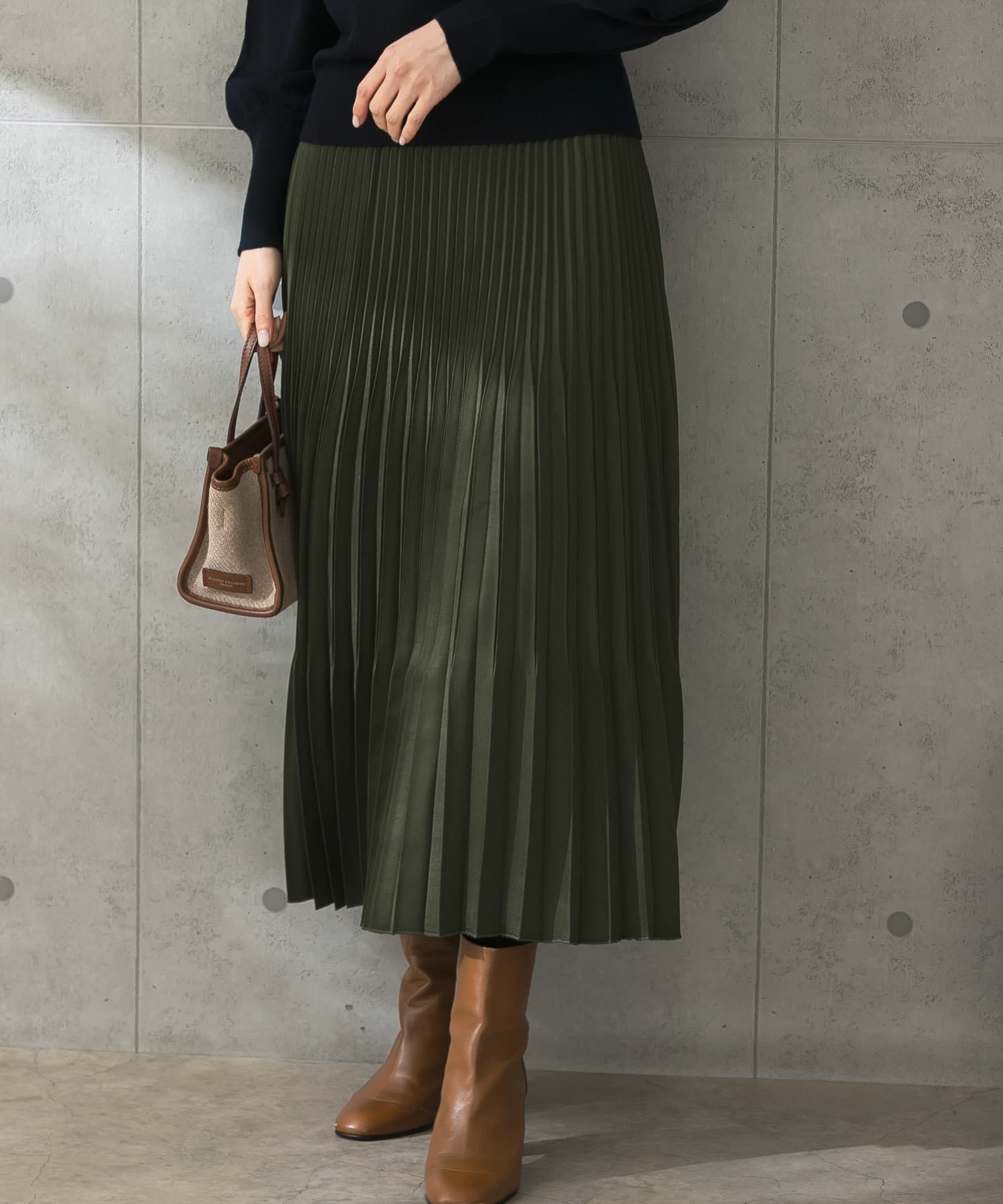 スエードサテンプリーツスカート[RA27-25C702]｜URBAN RESEARCH公式