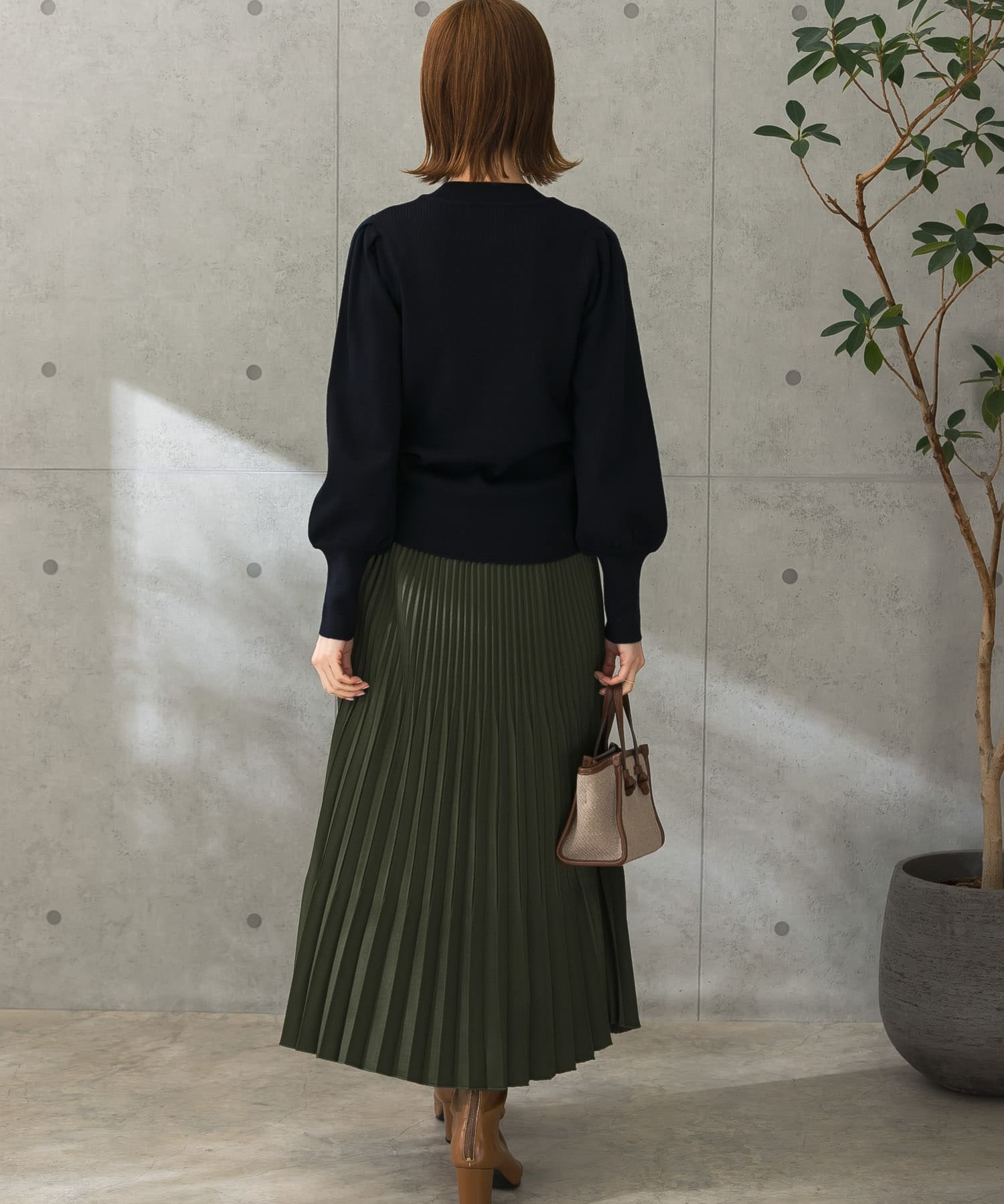 スエードサテンプリーツスカート[RA27-25C702]｜URBAN RESEARCH公式