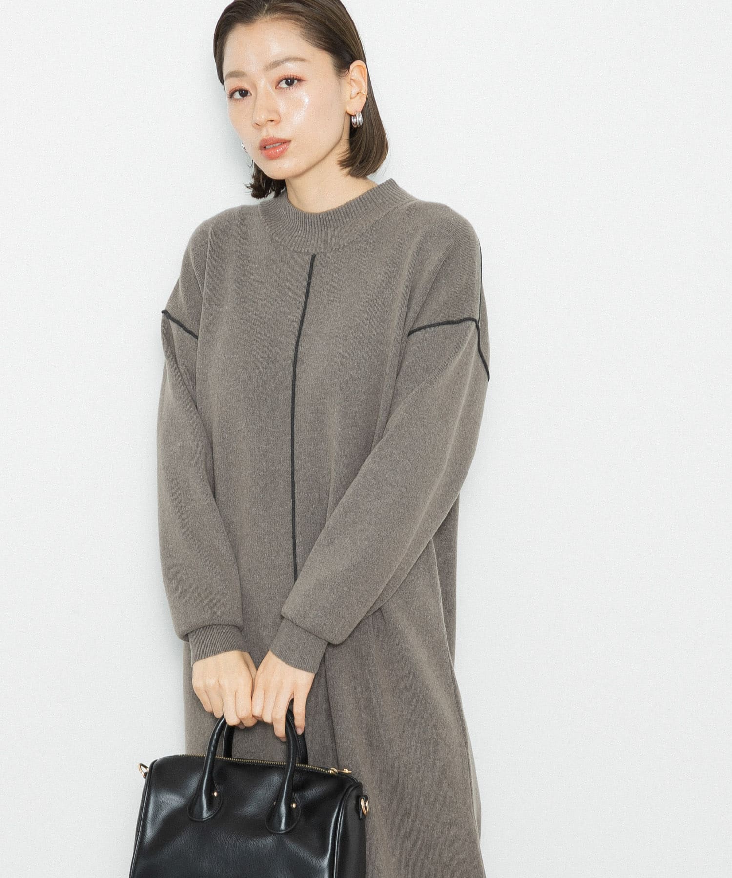 カラーシームモックネックニットワンピース[LA27-26R018]｜URBAN 