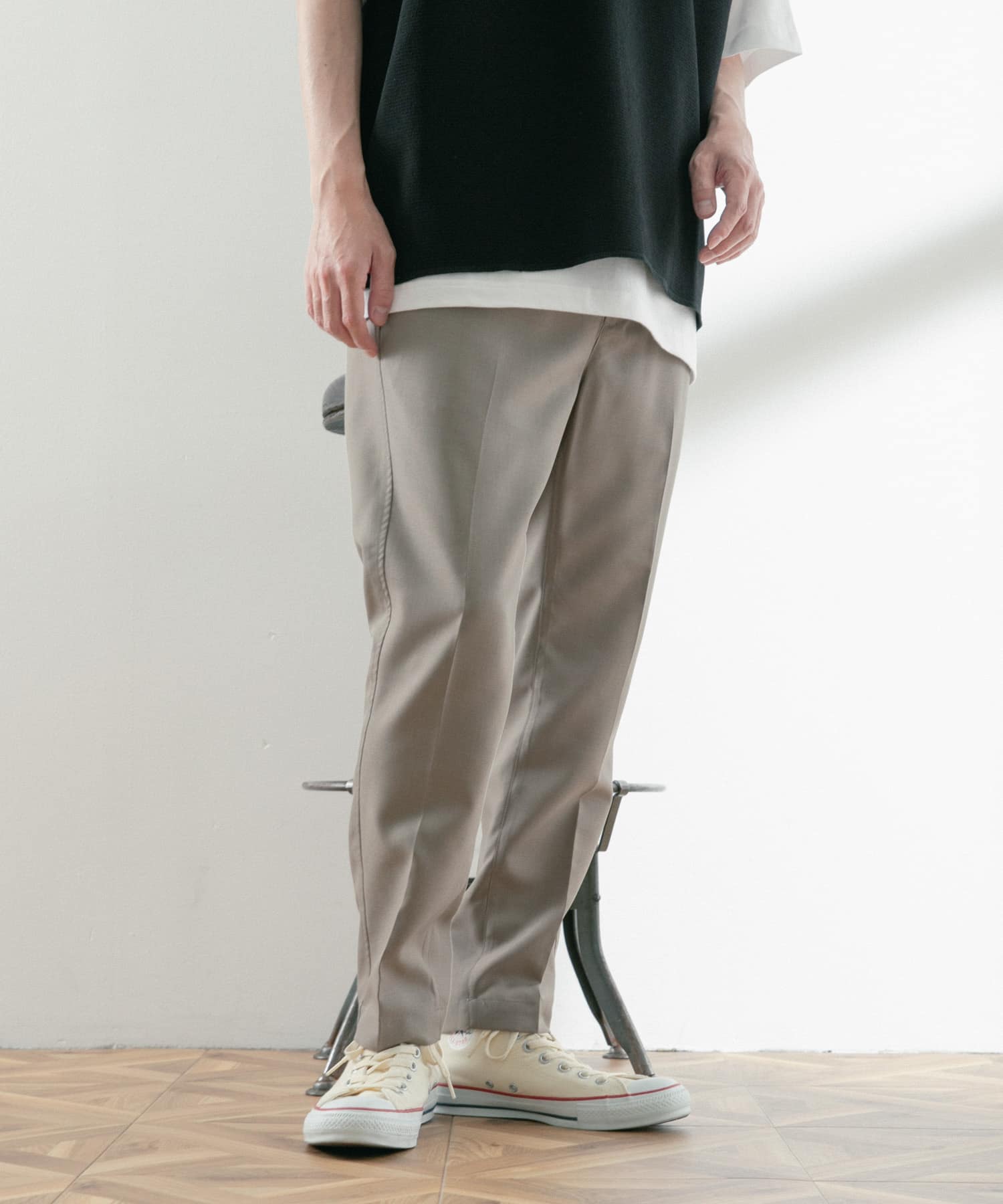 ピンヘッド テーパードイージーパンツ[IT35-14A005]｜URBAN RESEARCH